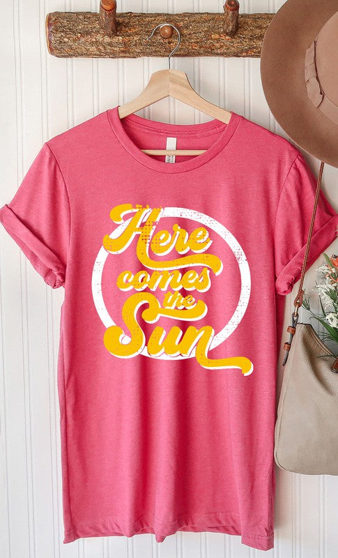 Retro Here Comes the Sun Graphic Tee - Aaria Tees Aaria Tees