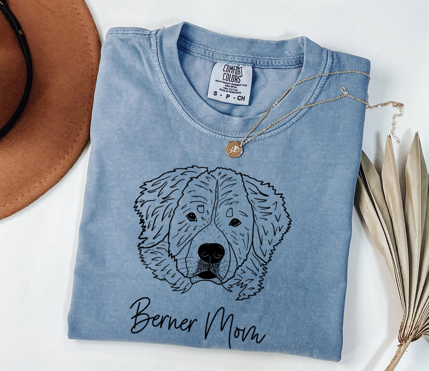 Berner Mom Bernese Mountain Dog Dog Mom Comfort Colors T Shirt
