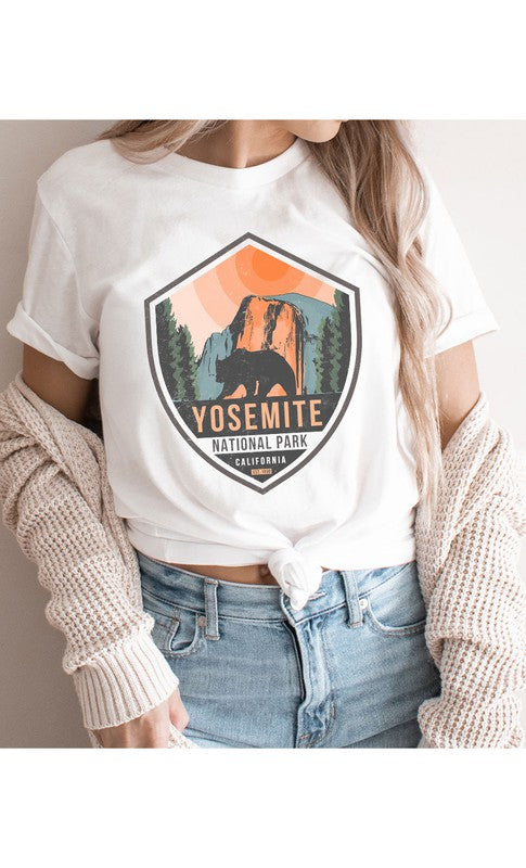 Vintage Yosemite National Park Graphic Tee - Aaria Tees