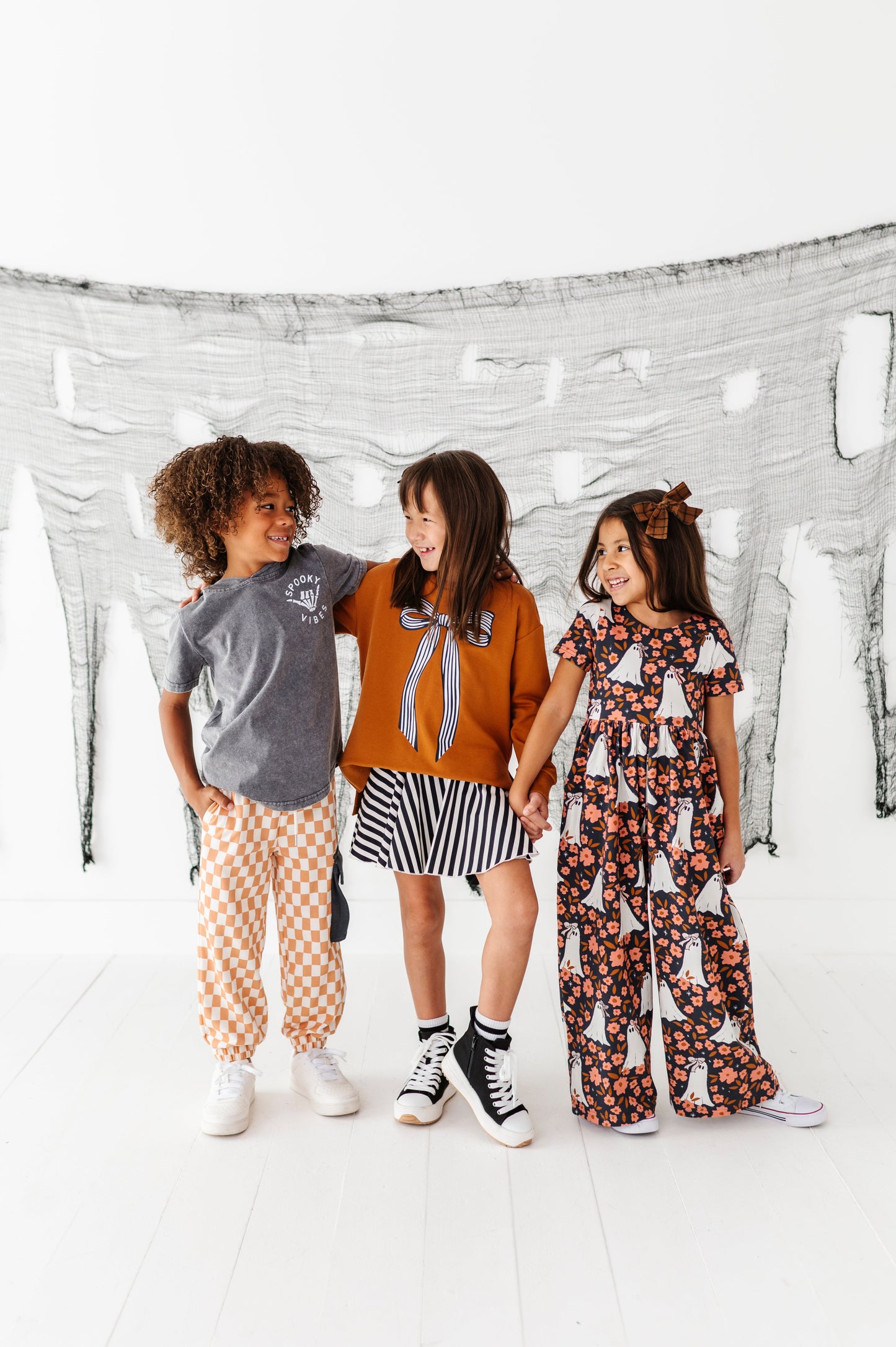 Striped Bow | SIDE-SPLIT SWEATSHIRT