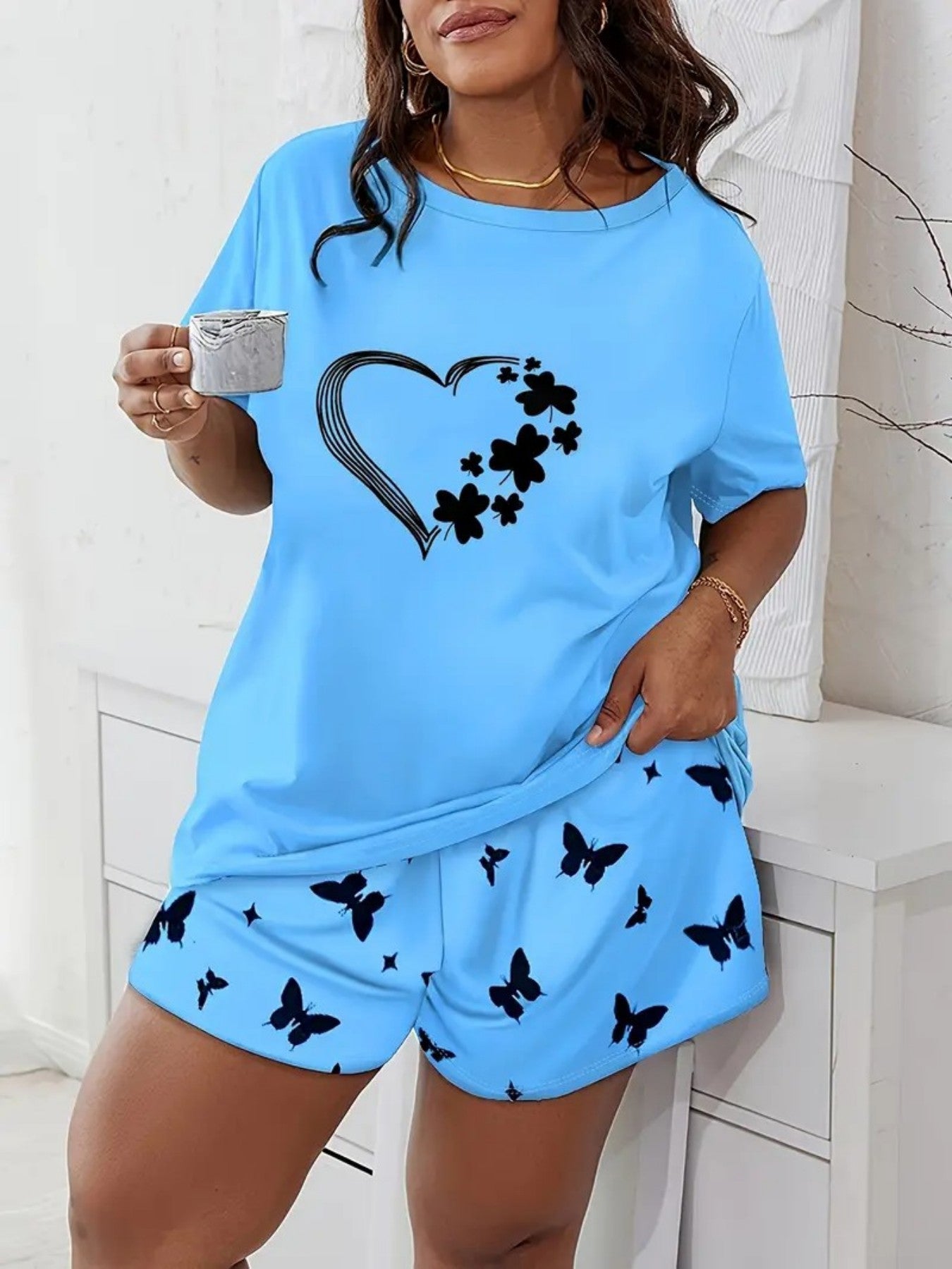 Aaria Tees