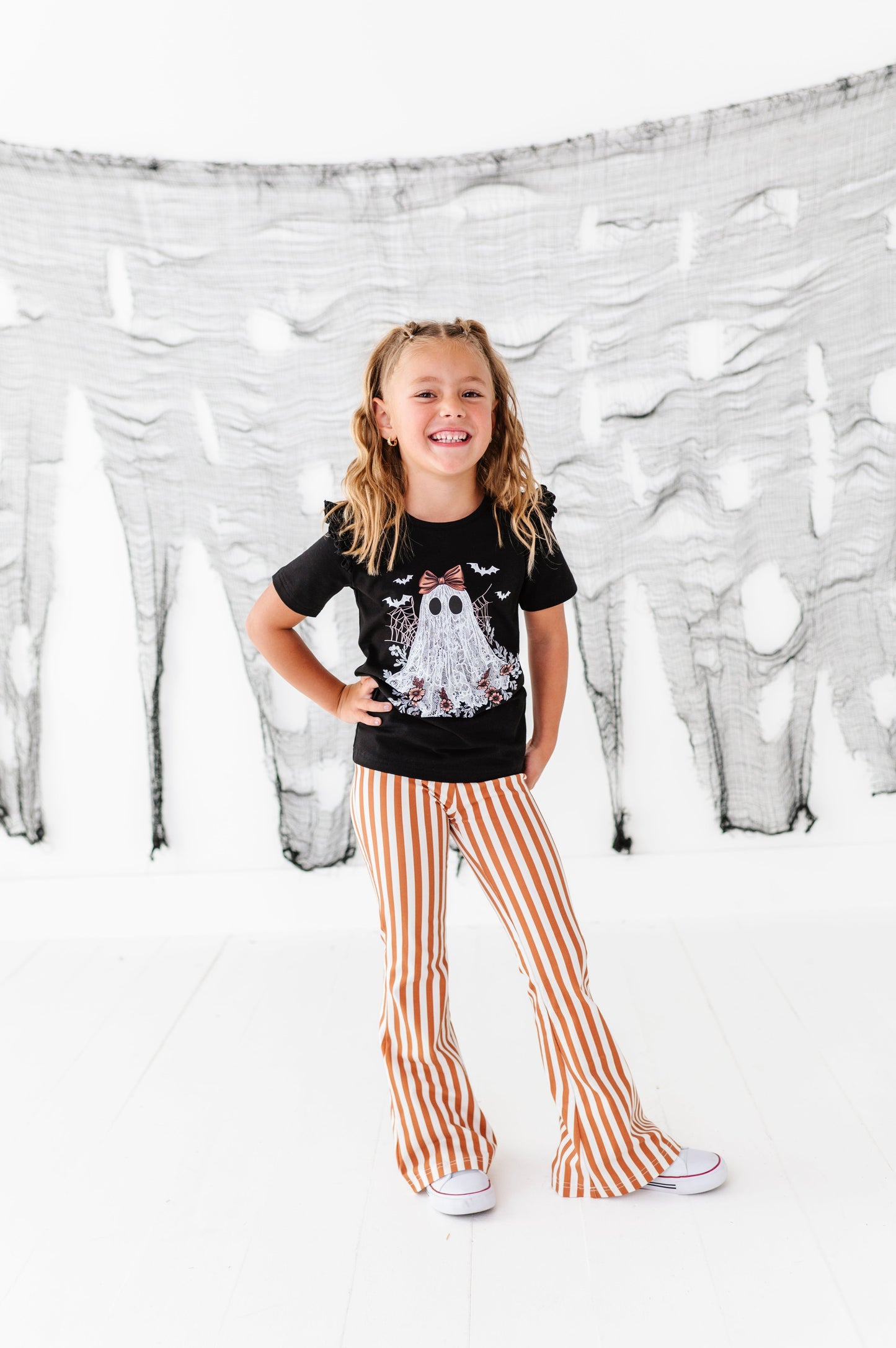 Lacey the Ghost | TEE