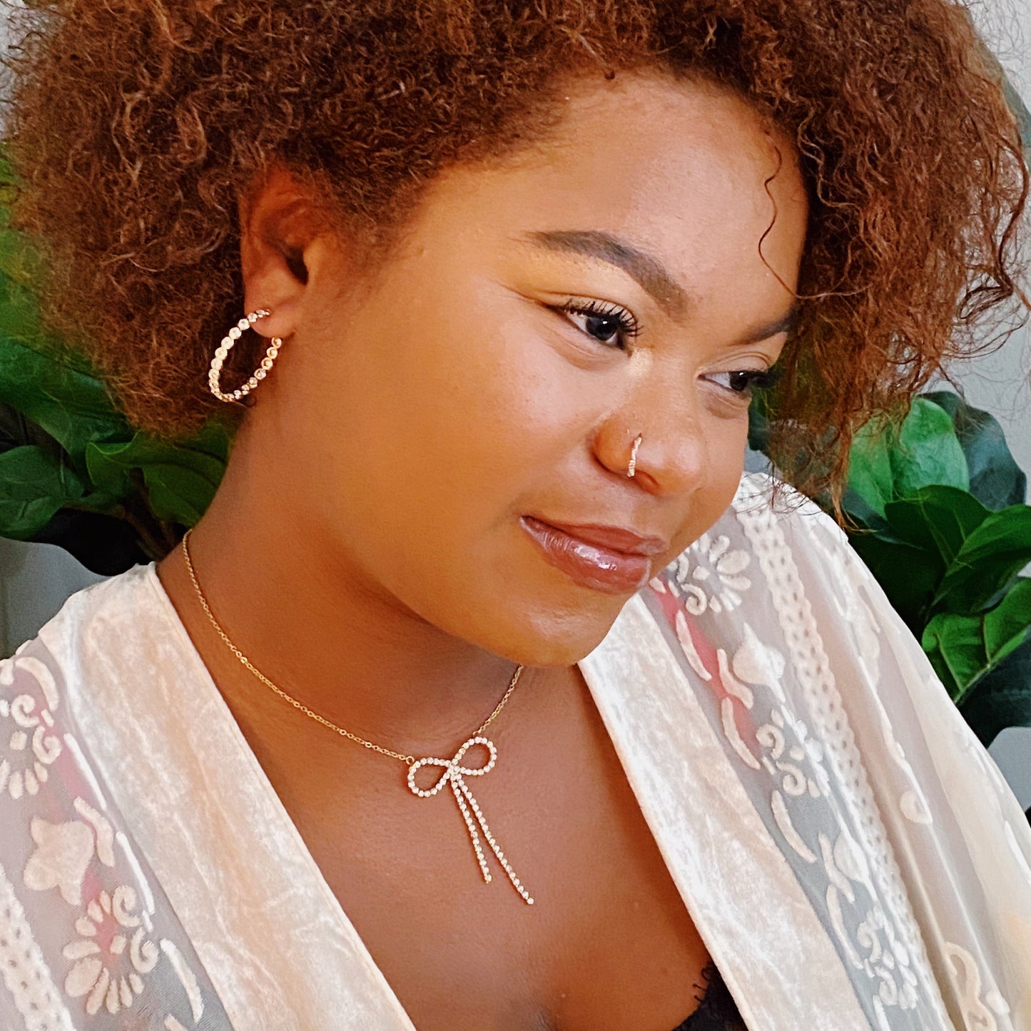 Adorable Shine Bow Necklace - Aaria Tees