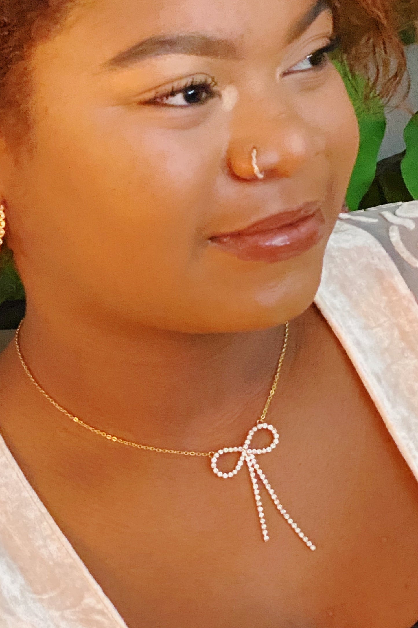 Adorable Shine Bow Necklace - Aaria Tees