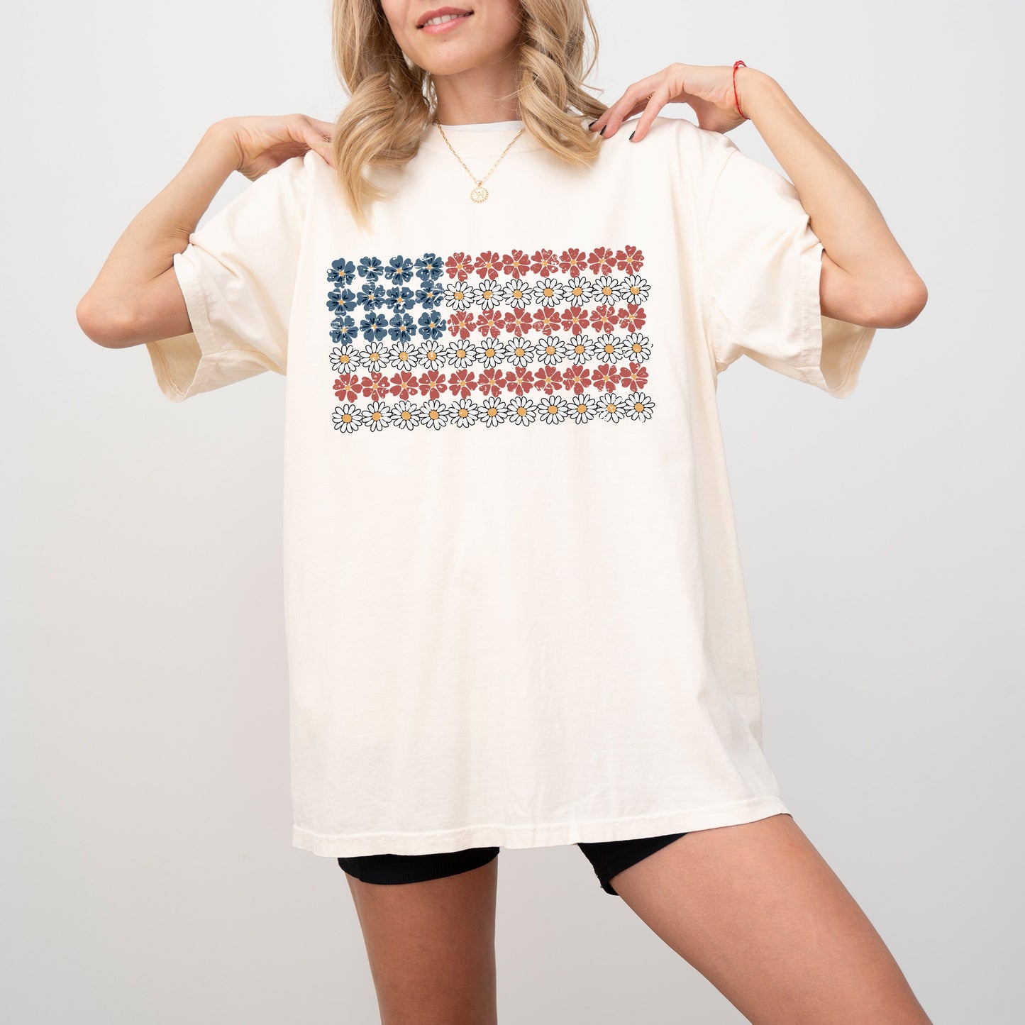 American Flag, Flowers, Red White Blue, Floral, Patriotic, Independence Day, 1776, USA, Tshirt Comfort Colors T-Shirt