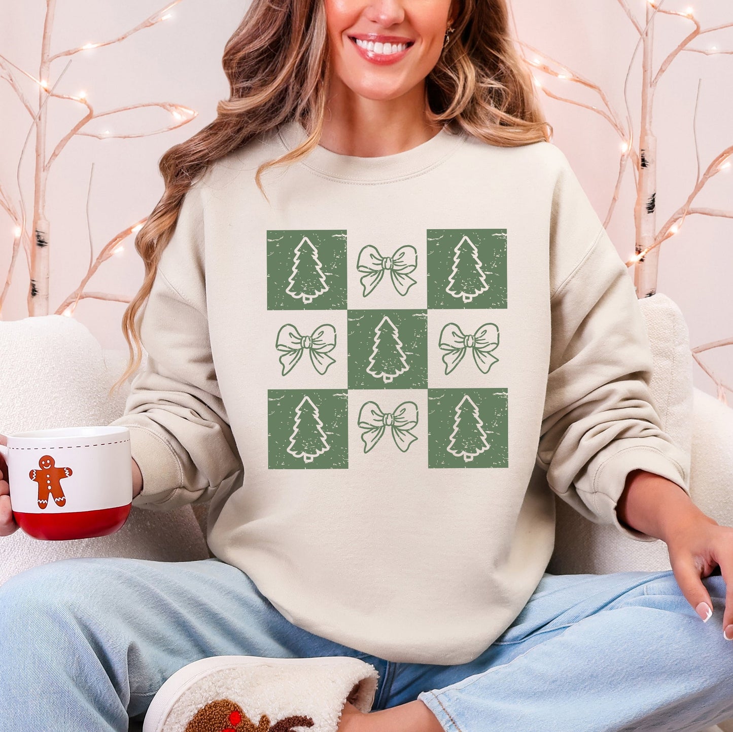 Christmas, Checkered, Bows, Tree, Minimalist, Vintage Sweatshirt