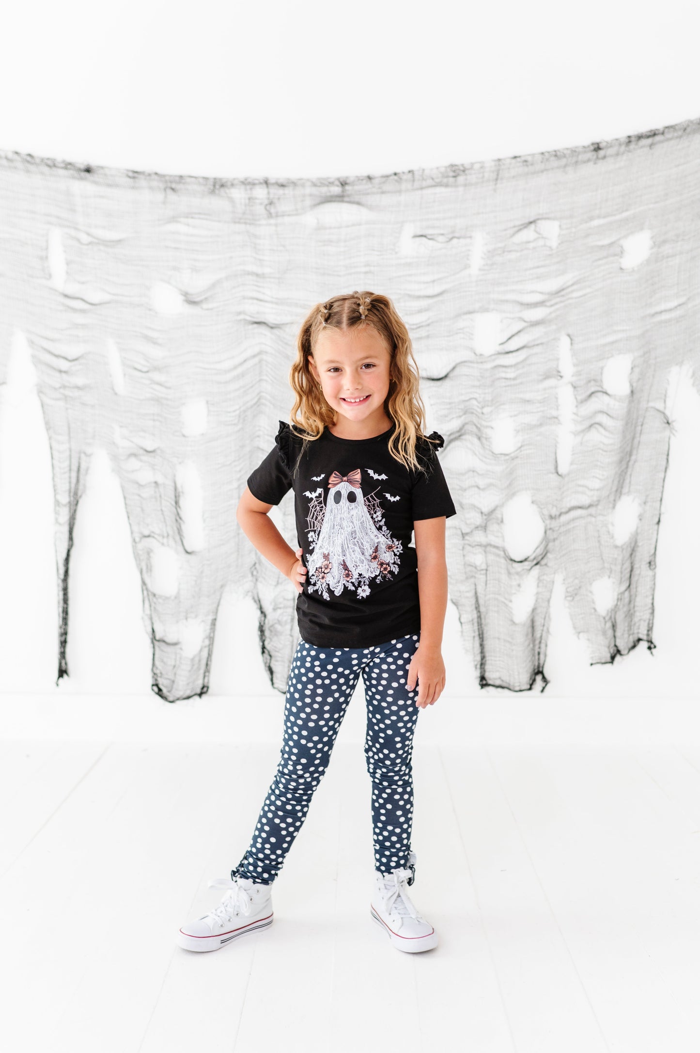 Lacey the Ghost | TEE