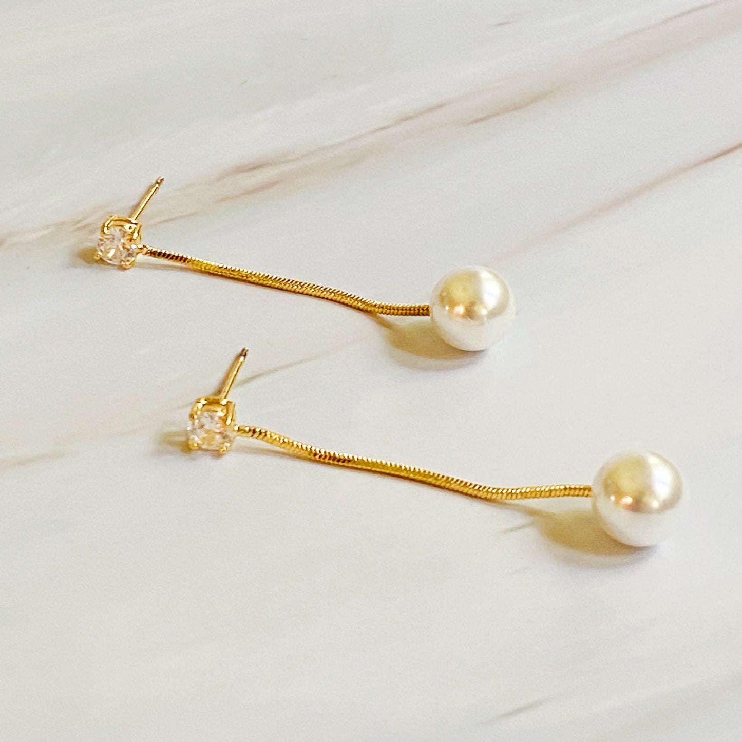 Dangling Pearl Earring - Aaria Tees