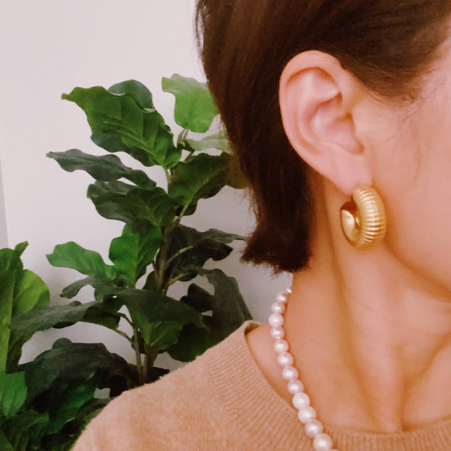 Full Body In Pleats Hoop Earrings - Aaria Tees