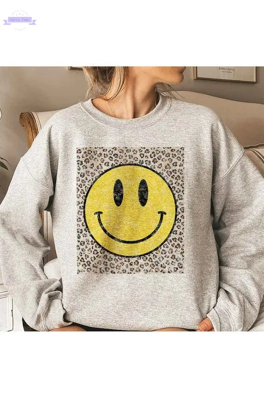 HAPPY LEOPARD GRAPHIC SWEATSHIRT PLUS SIZE - Aaria Tees
