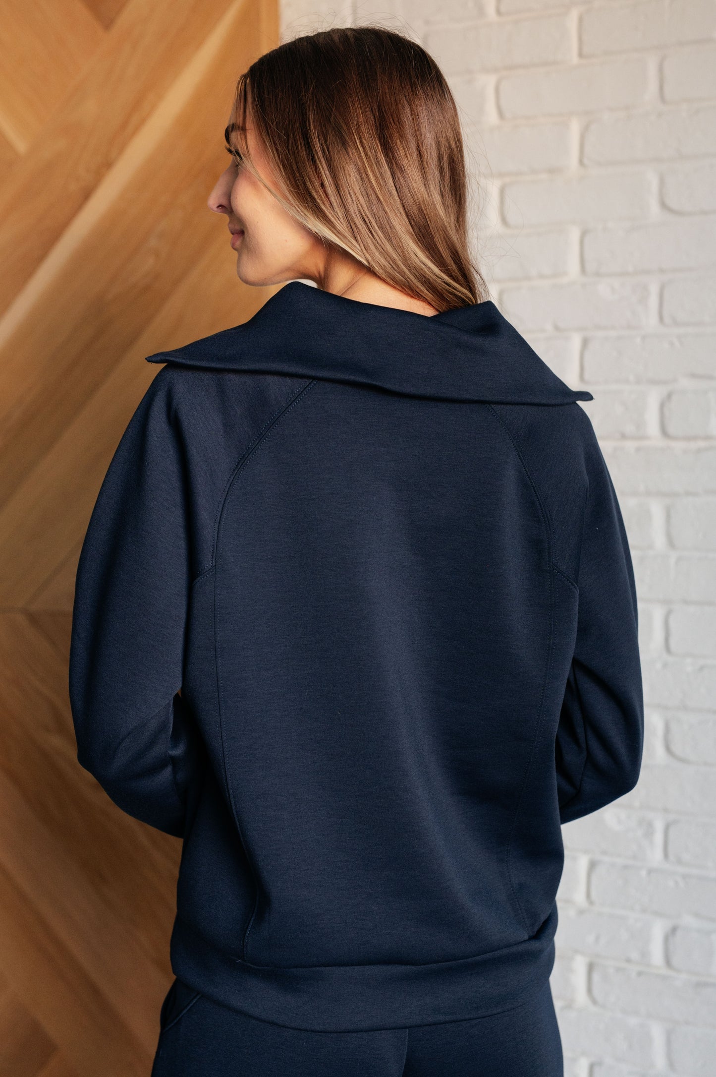 Hamptons Travel Half Zip Pullover in Navy (Online Exclusive)