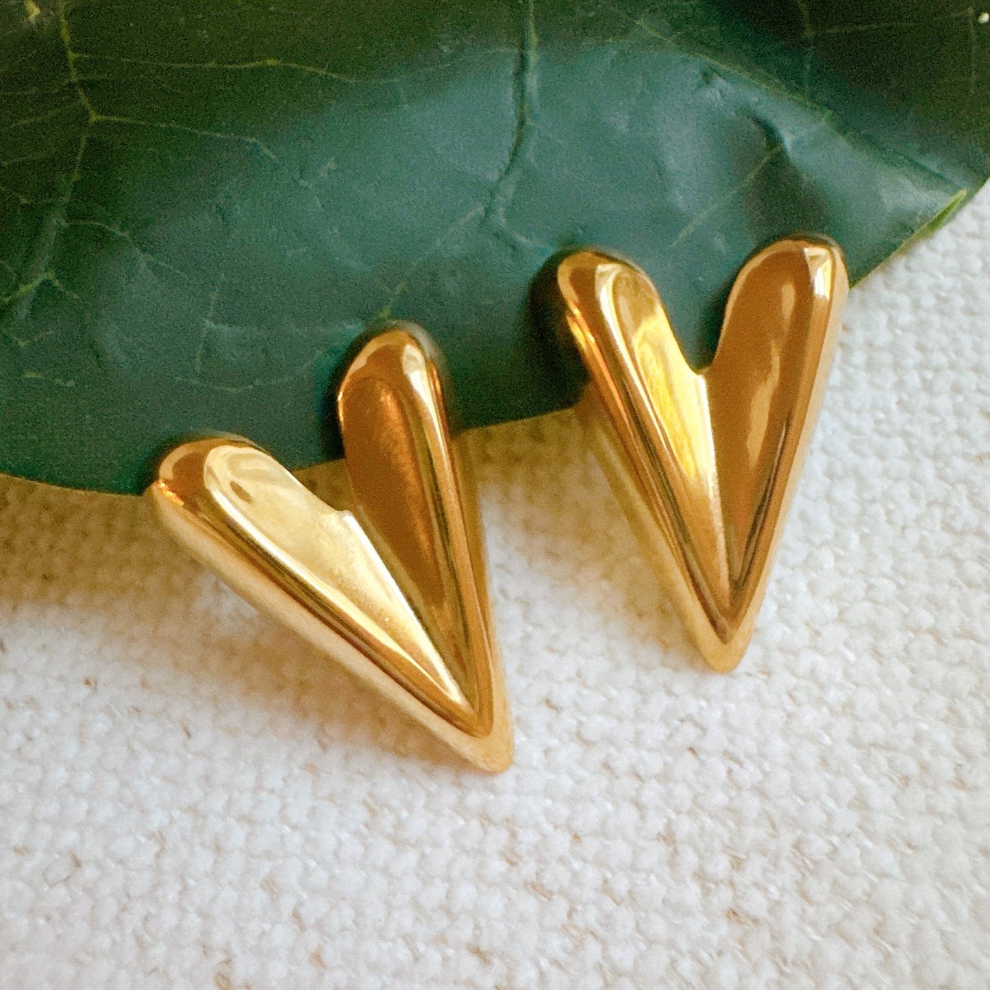 Hey Love Heart Stud Earrings - Aaria Tees