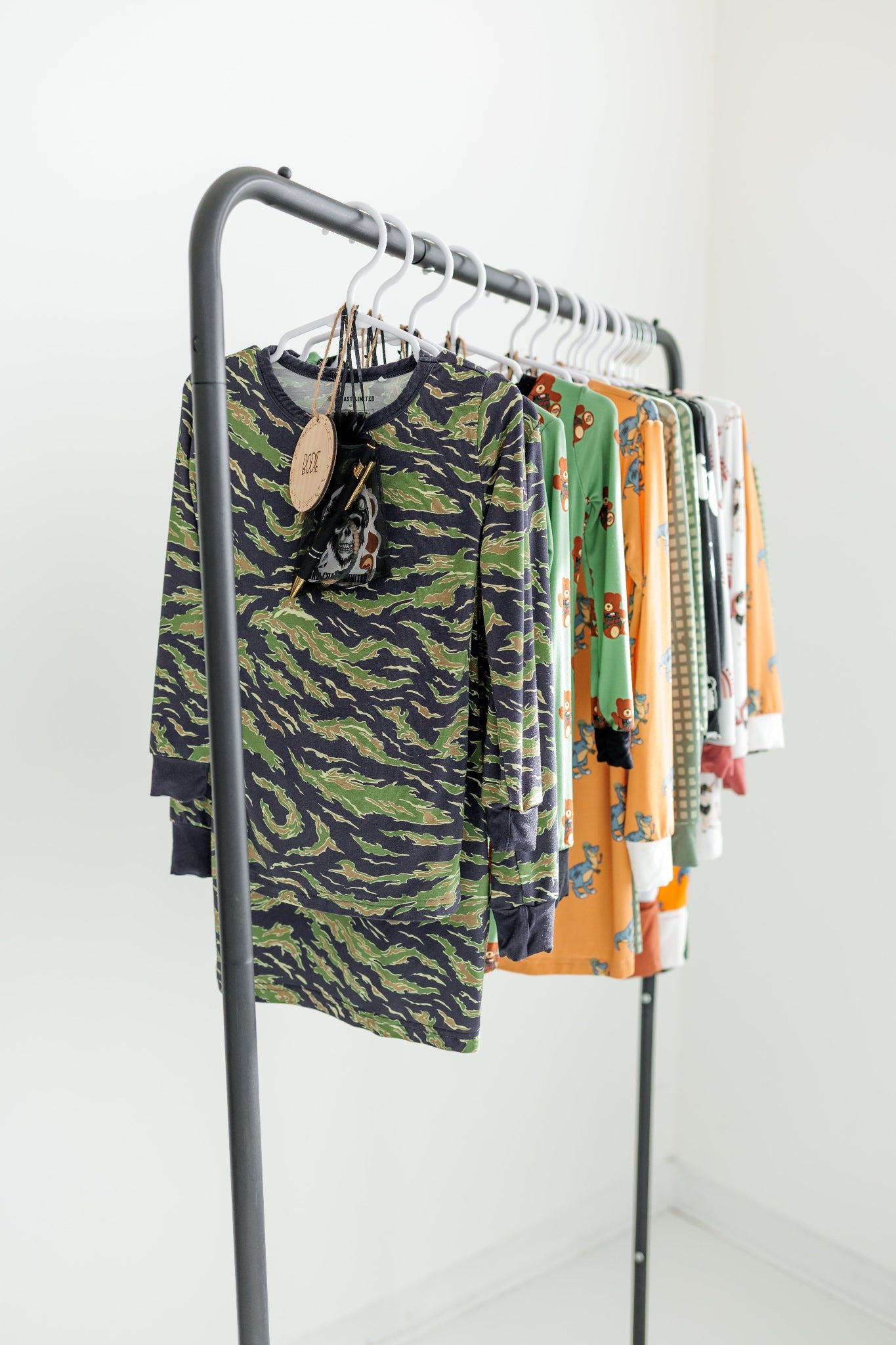 Tigger's Crazy Uncle 2-Piece Set