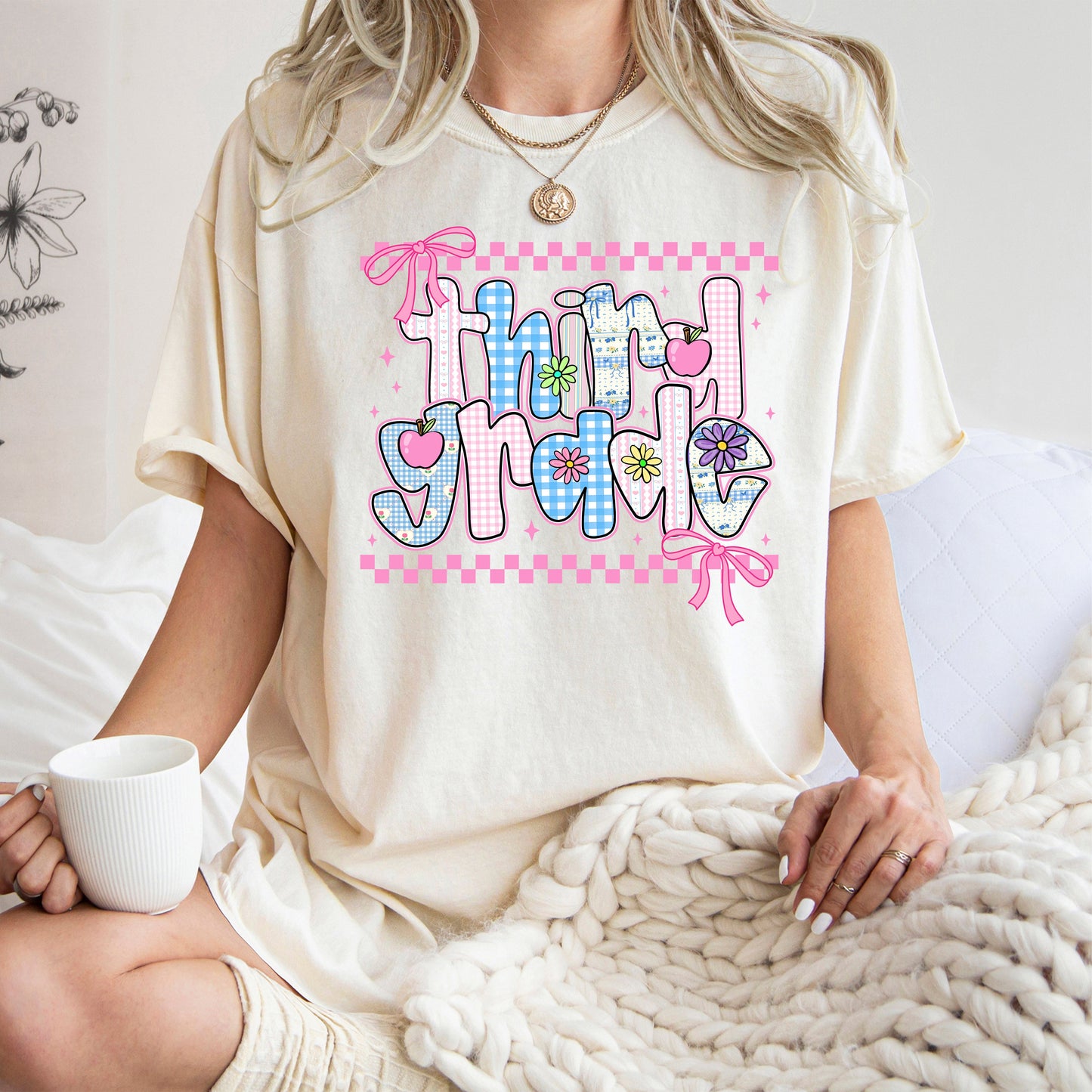Third Grade Teacher, Retro, Checkered, Back to School, First Day of School, Cute, Teacher Appreciation, Coquette, Comfort Colors T-Shirt