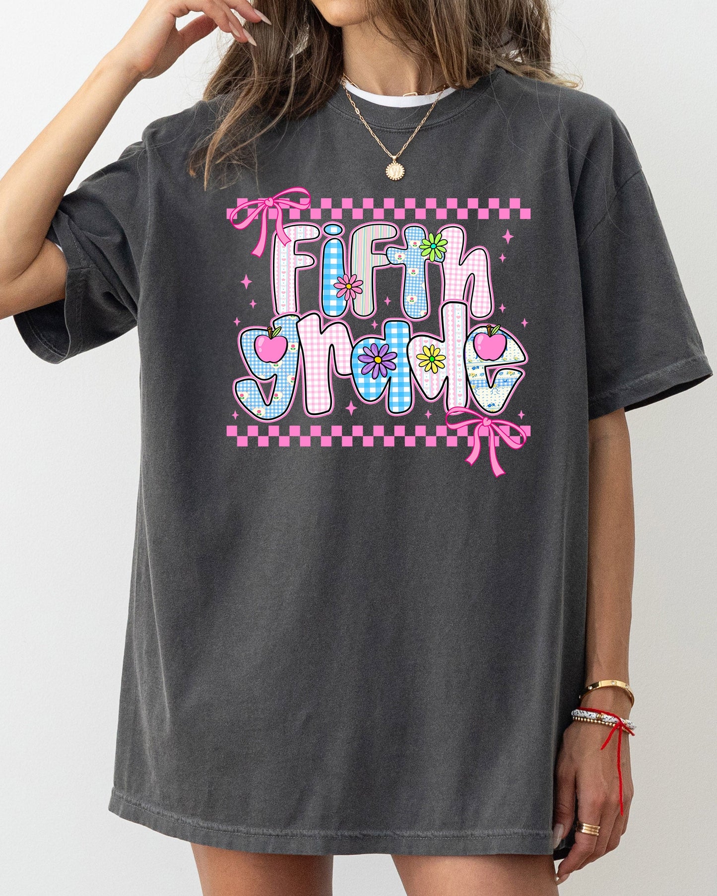 Fifth Grade Teacher, Retro, Checkered, Back to School, First Day of School, Cute, Teacher Appreciation, Coquette, Comfort Colors T-Shirt
