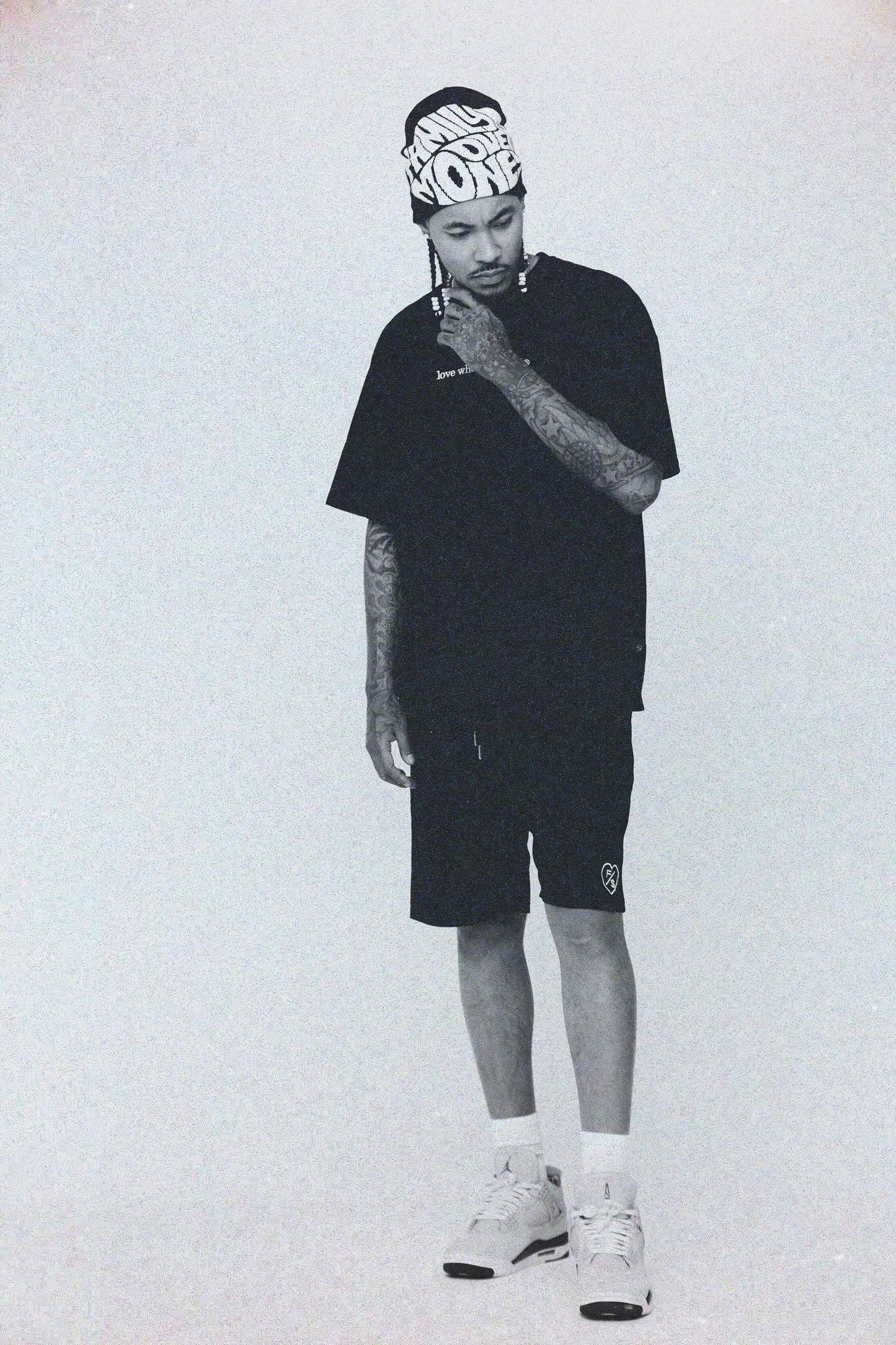 Love Who Loves You (Black - Oversize Shirt) - Aaria Tees