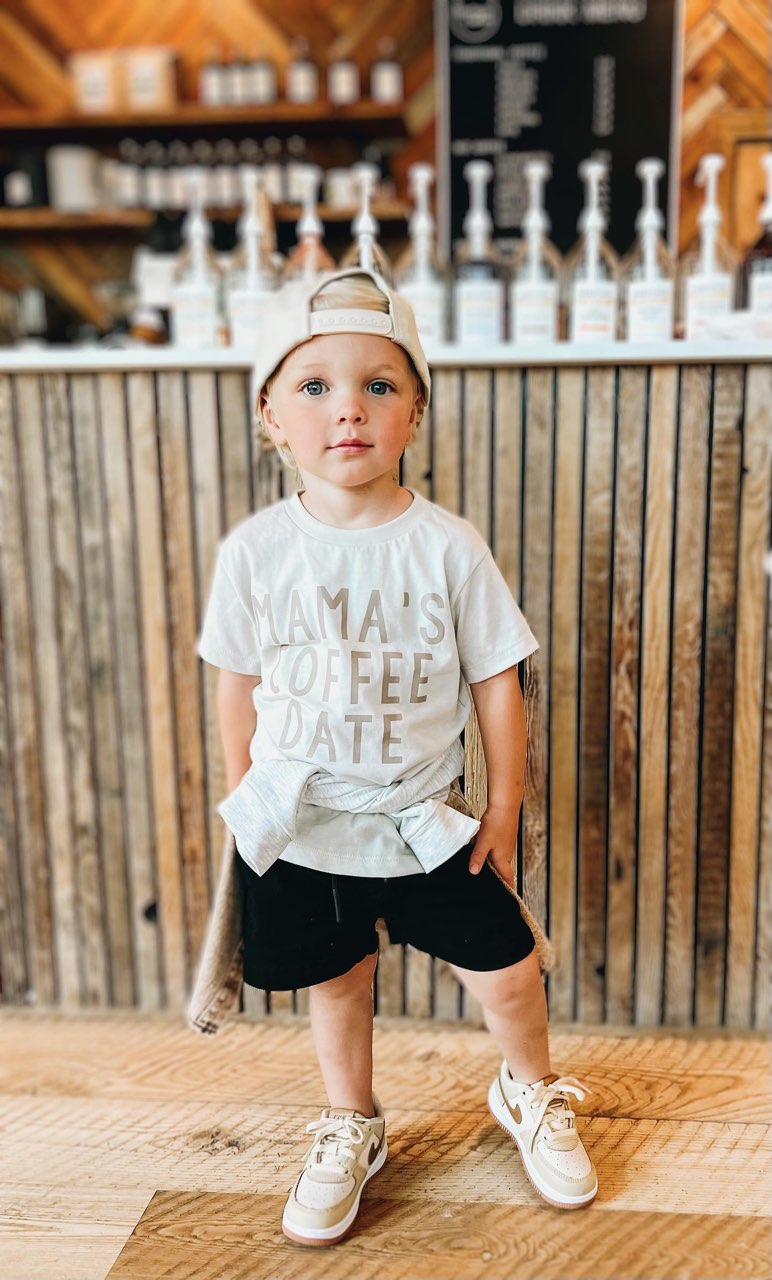 Mama's Coffee Date - Nude