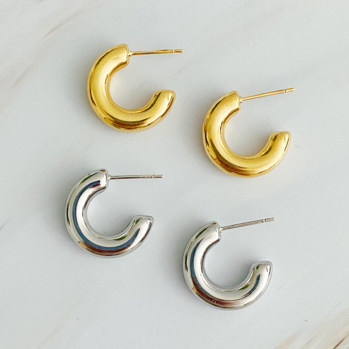 Smaller Polished Hollow Hoop Earrings - Aaria Tees