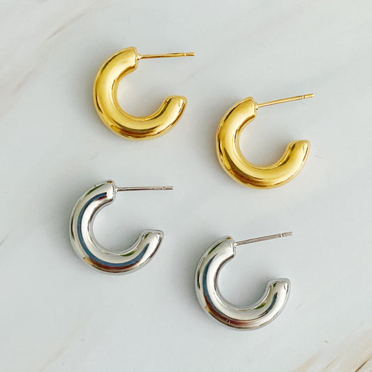 Smaller Polished Hollow Hoop Earrings - Aaria Tees