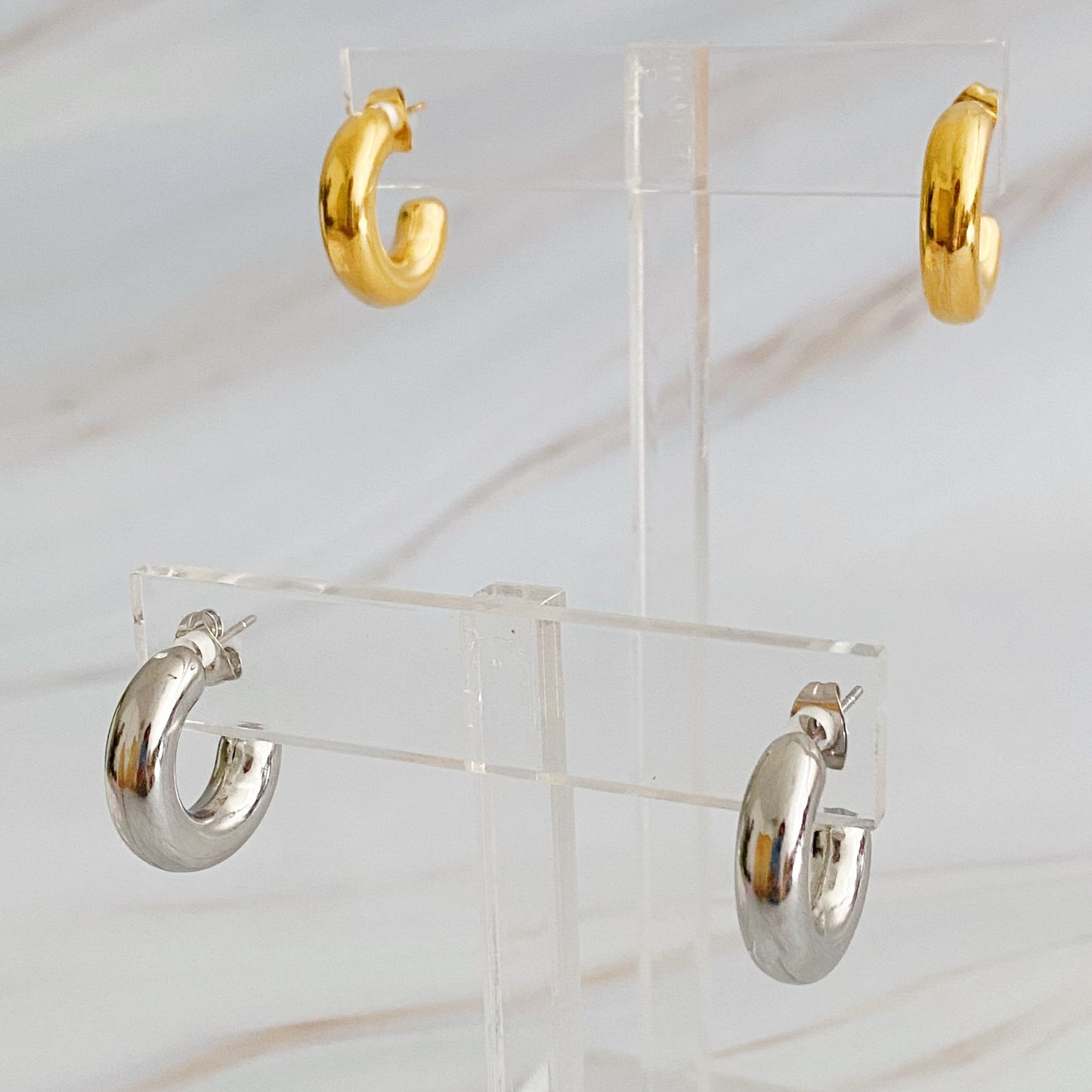Smaller Polished Hollow Hoop Earrings - Aaria Tees