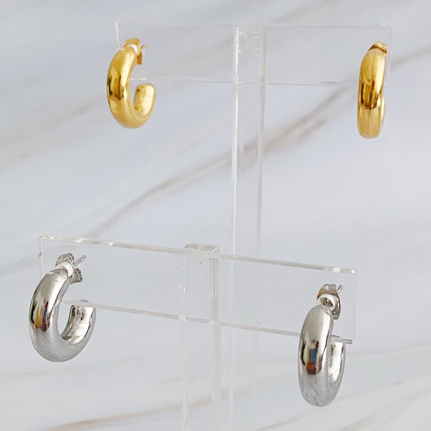 Smaller Polished Hollow Hoop Earrings - Aaria Tees