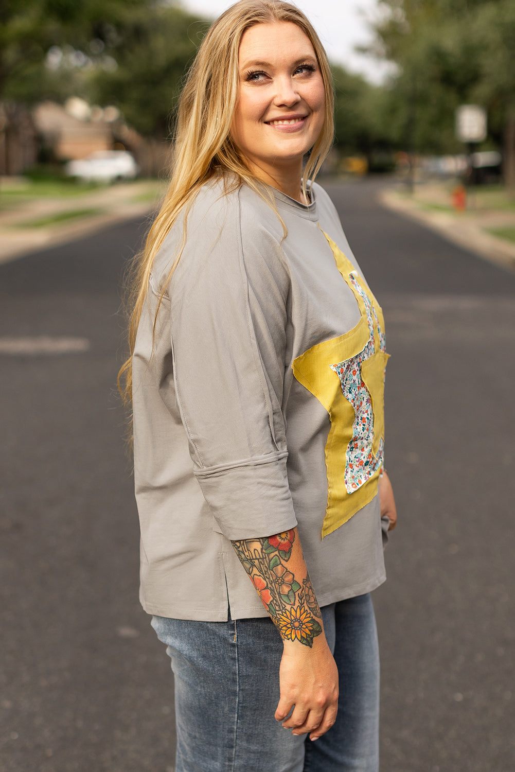 Medium Grey Floral Star Patched Pattern 3/4 Sleeve Plus Size Top Aaria Tees