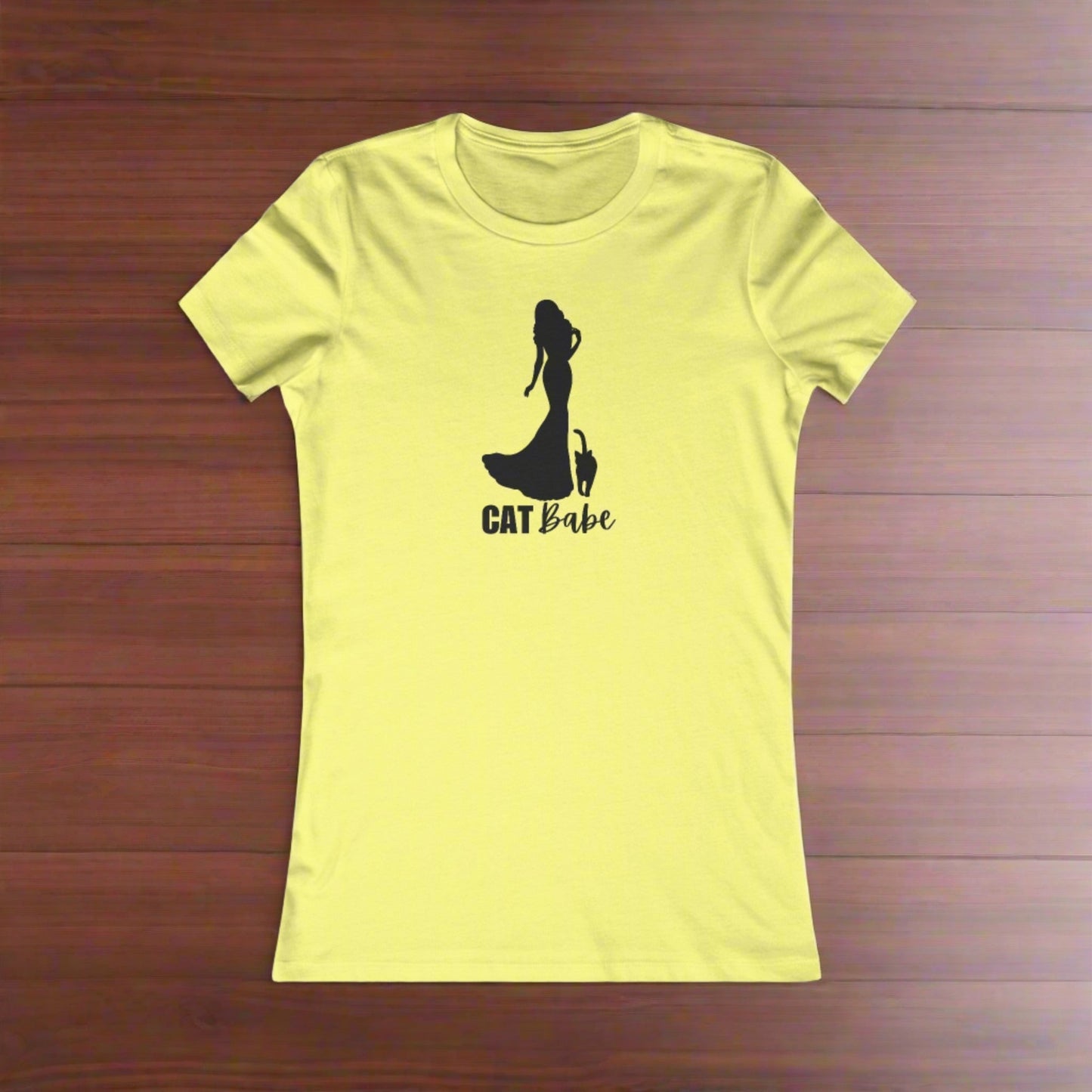 Cat Babe Women's Favorite Tee
