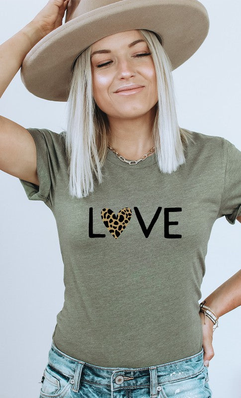 Love Leopard Print Heart PLUS SIZE Graphic Tee - Aaria Tees