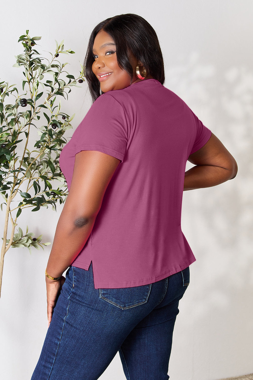 Aaria Tees