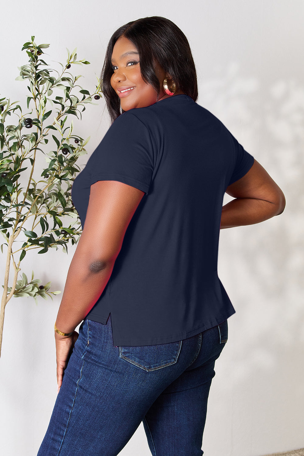 Aaria Tees