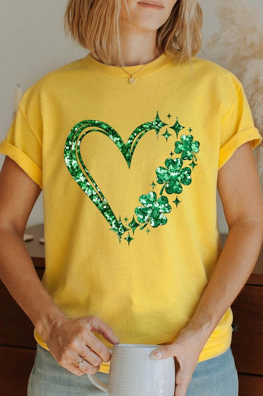 Heart Four Leaf Clover Graphic Heavyweight T