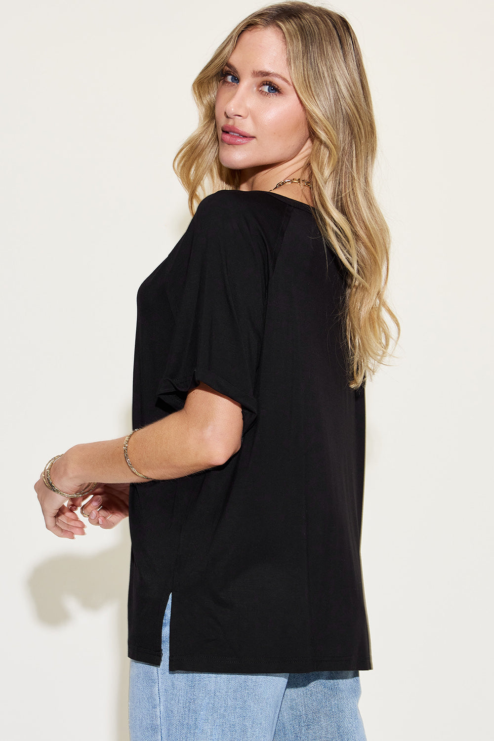 Aaria Tees