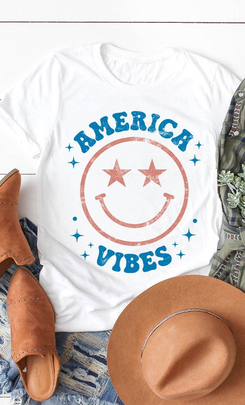 Vintage America Vibes Smiley Graphic Tee - Aaria Tees