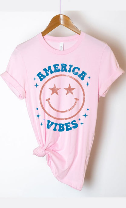Vintage America Vibes Smiley Graphic Tee - Aaria Tees