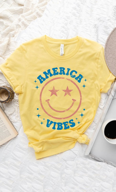 Vintage America Vibes Smiley Graphic Tee - Aaria Tees