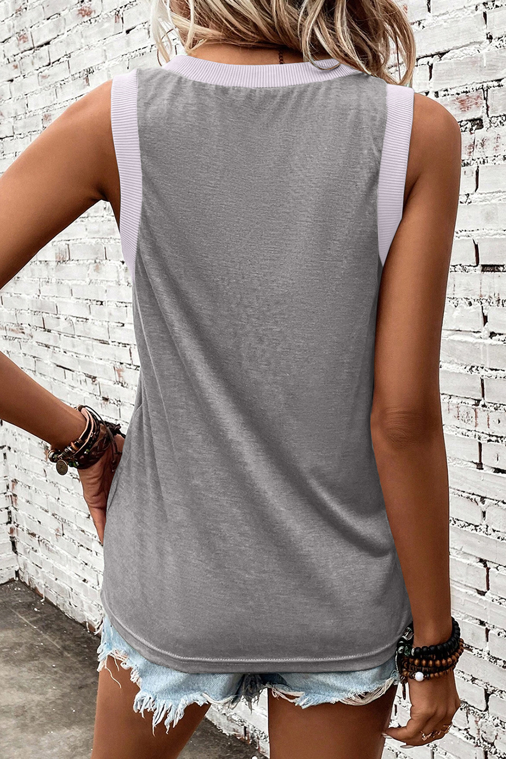 Aaria Tees