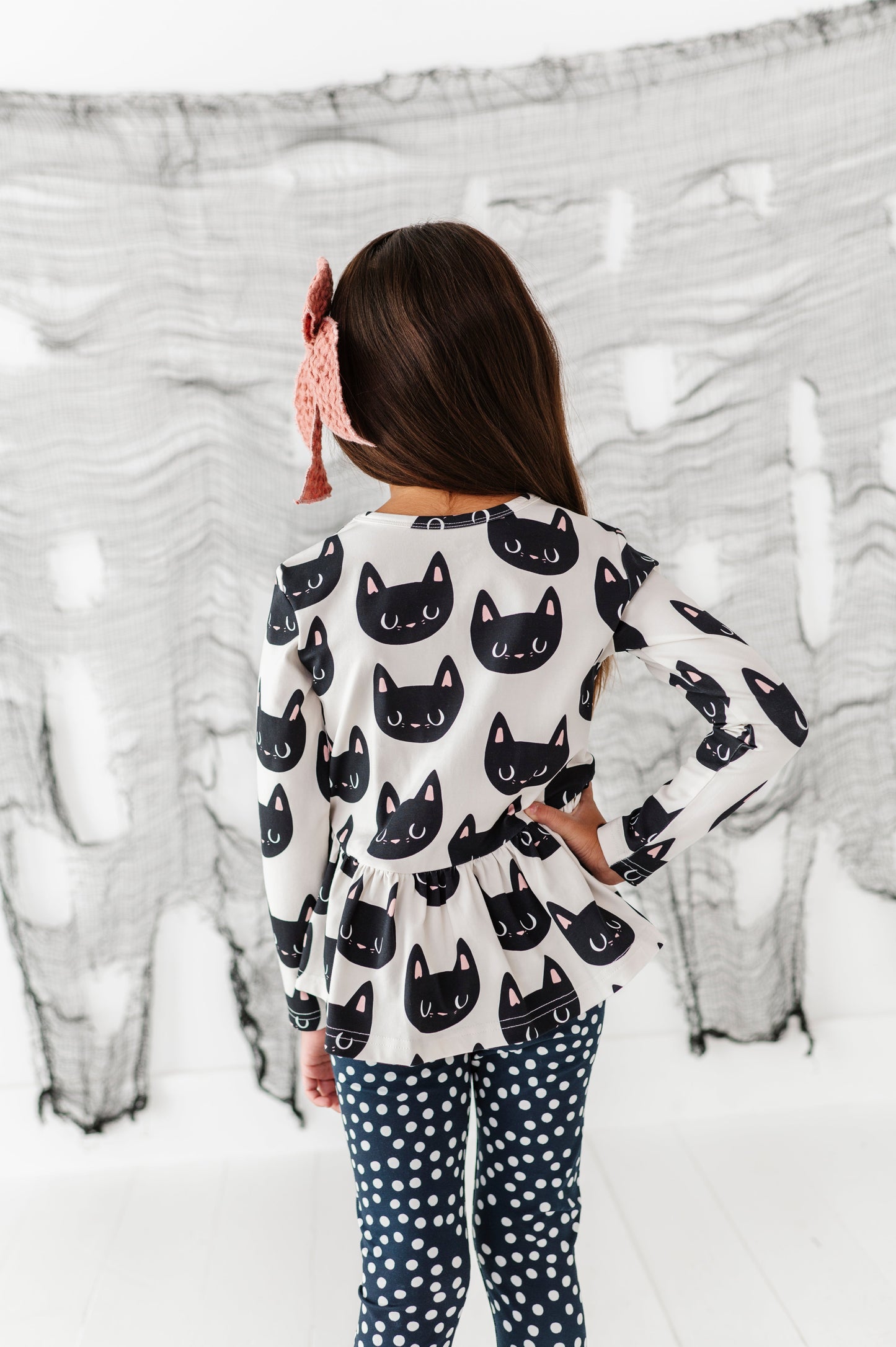 Black Cat | PEPLUM