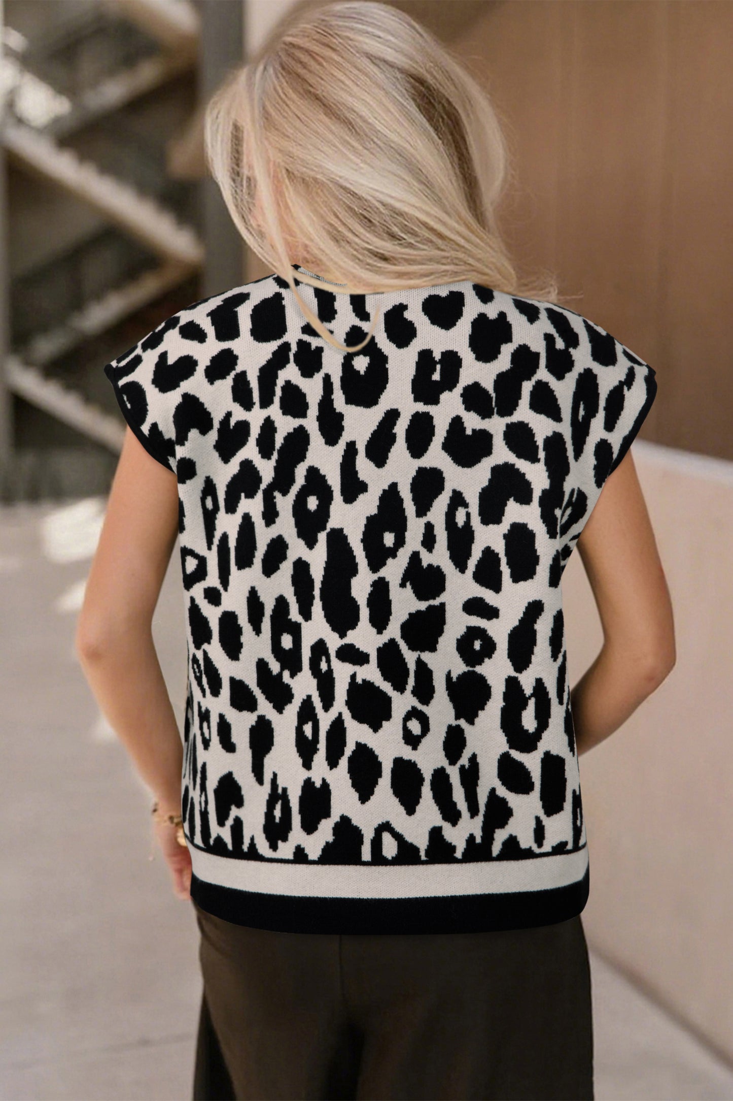 Black Leopard Print High Neck Short Sleeve Sweater