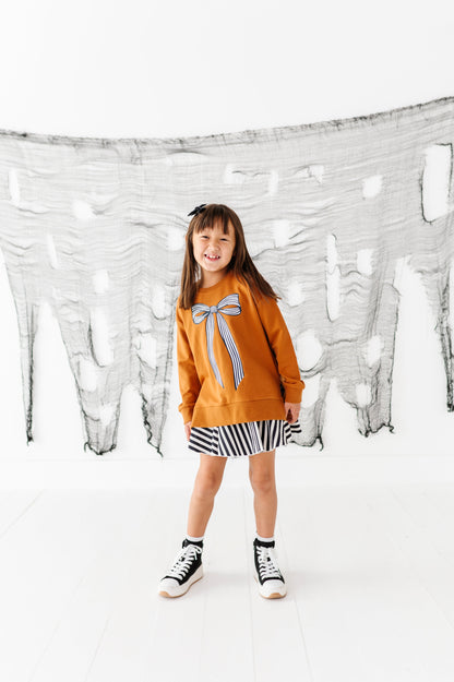 Striped Bow | SIDE-SPLIT SWEATSHIRT