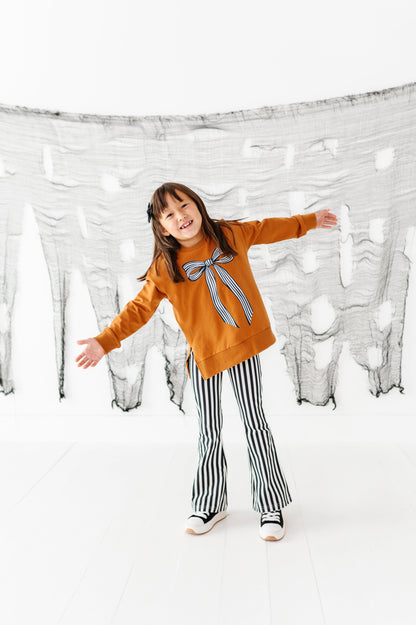 Striped Bow | SIDE-SPLIT SWEATSHIRT