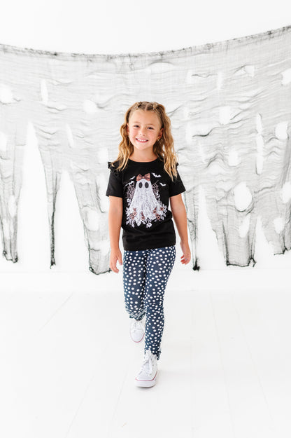 Lacey the Ghost | TEE