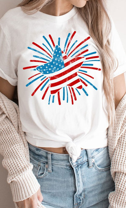 Retro Patriotic Star Graphic Tee - Aaria Tees