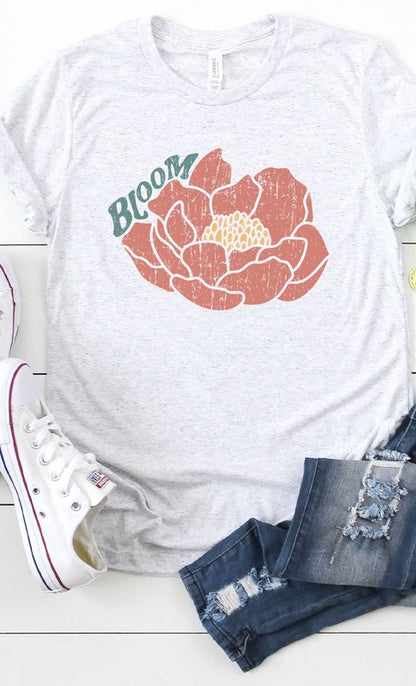 Retro Bloom Floral Graphic Tee PLUS - Aaria Tees