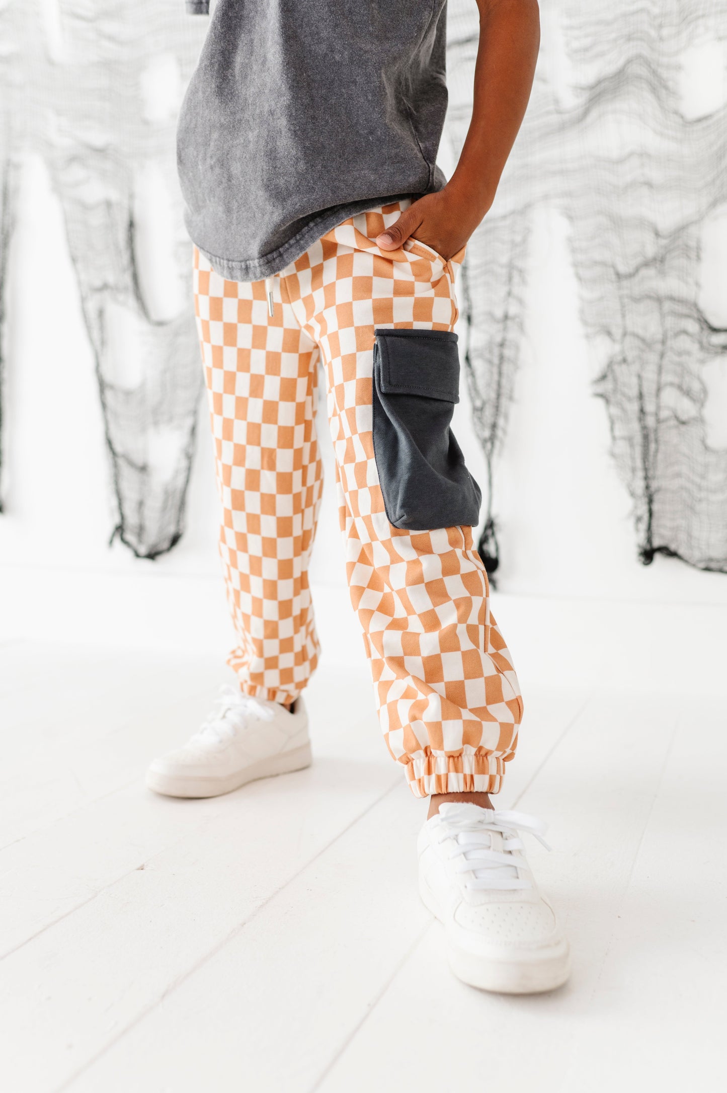 Taupe Check | CARGO JOGGERS