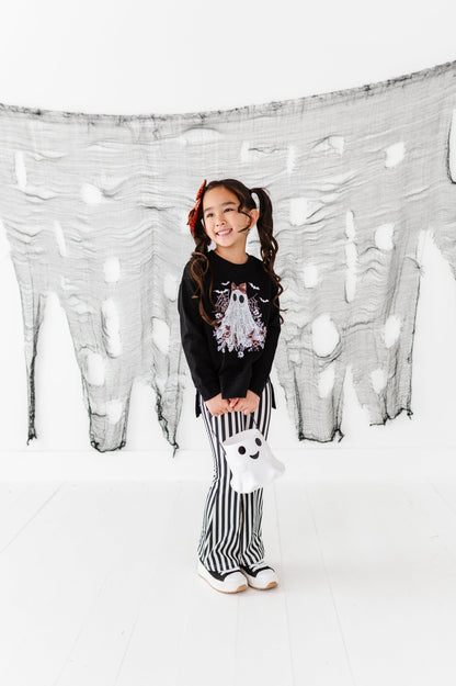 Lacey the Ghost | SIDE-SPLIT SWEATSHIRT