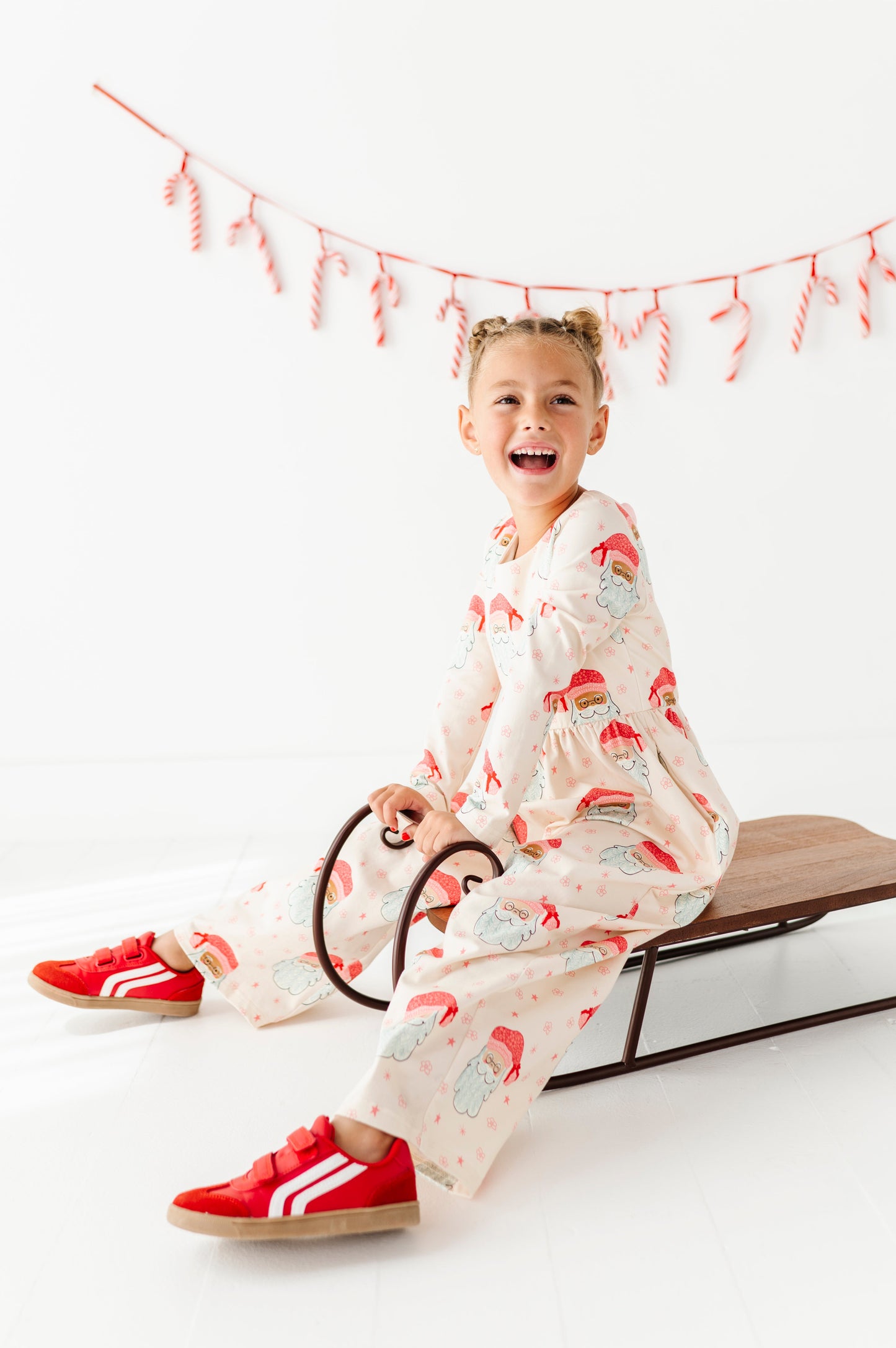 Pink Santas | ROMPER