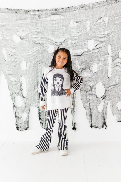 Wednesday | SIDE-SPLIT SWEATSHIRT