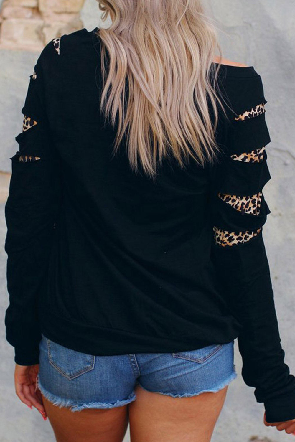 Aaria Tees