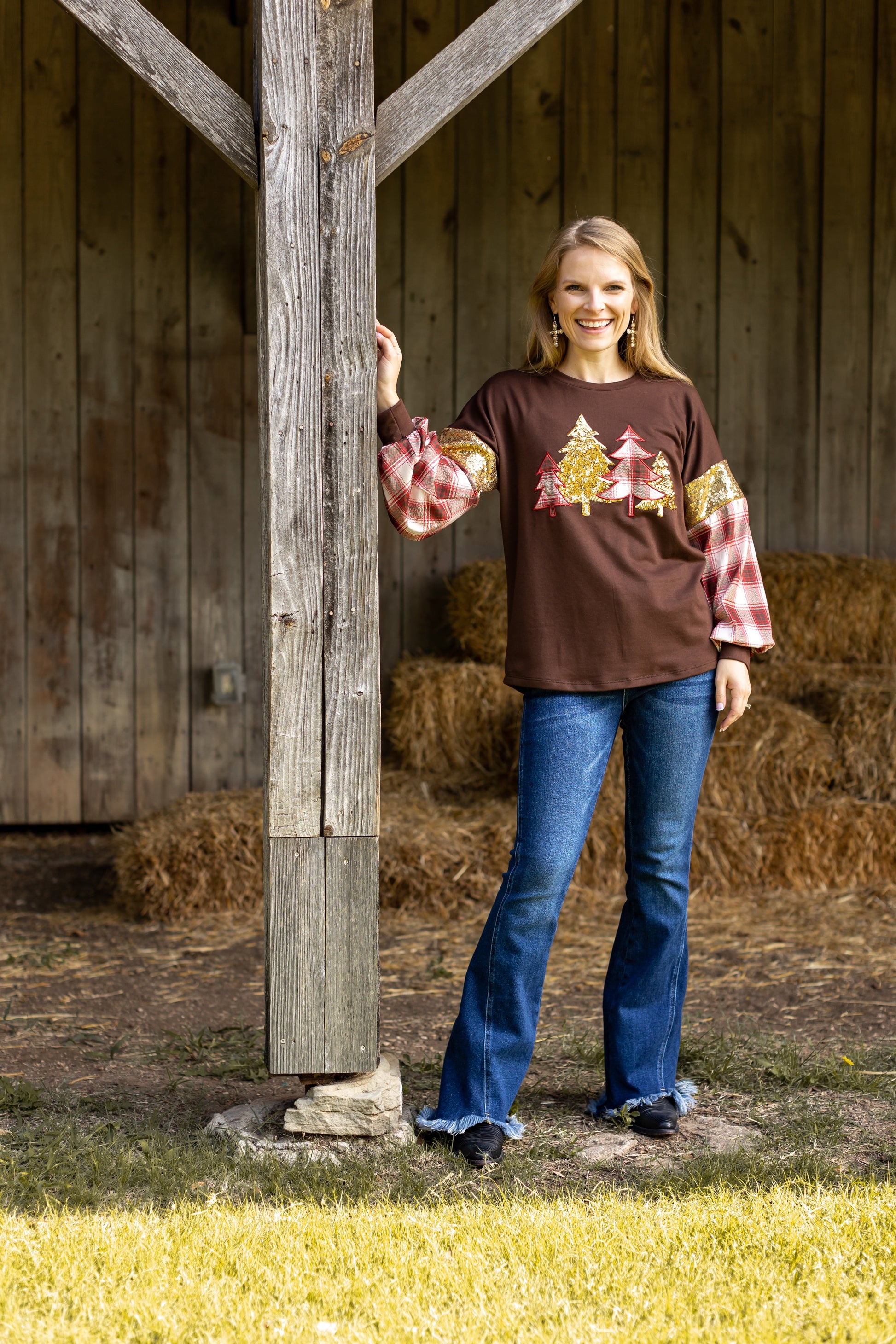 Aaria Tees