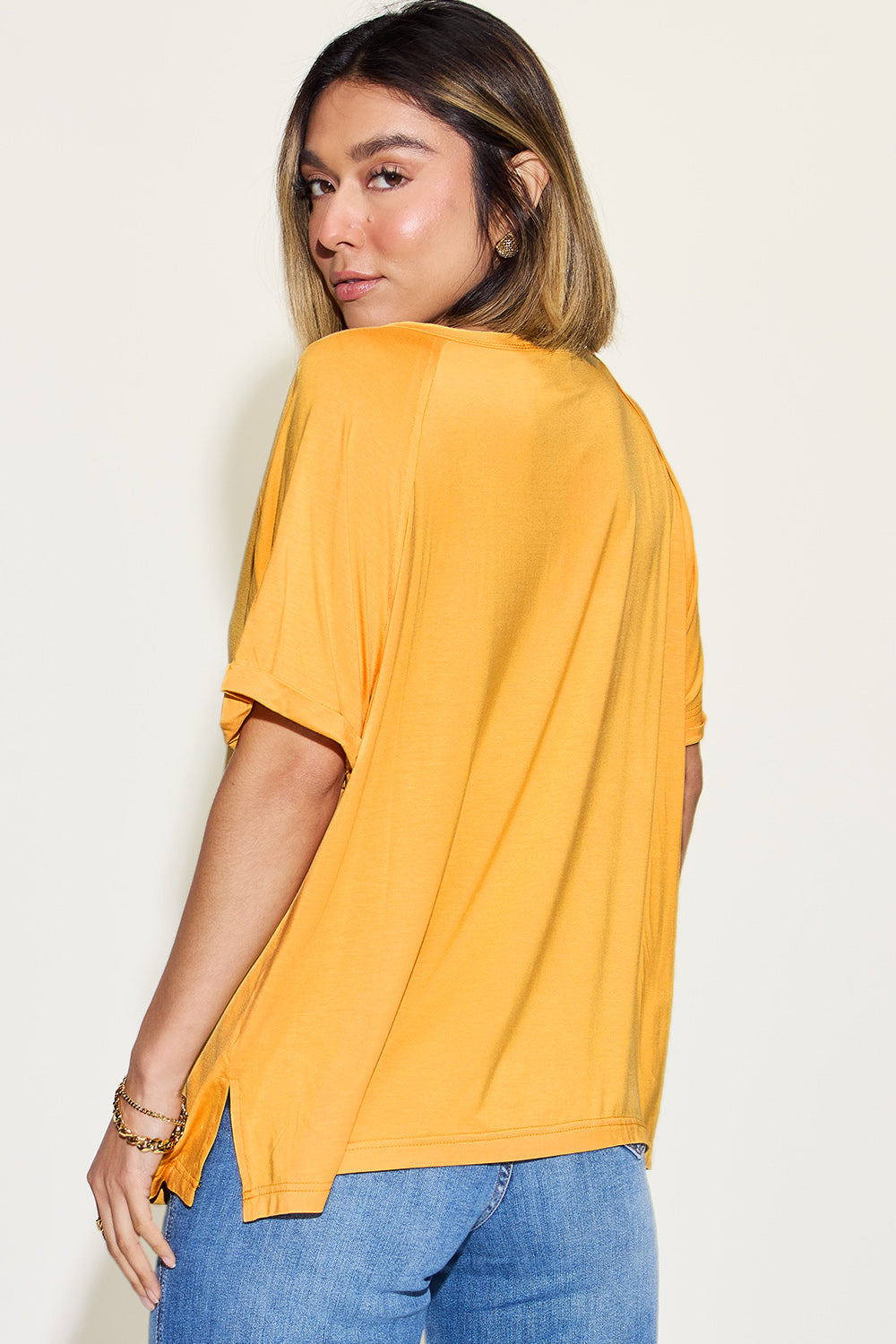 Aaria Tees